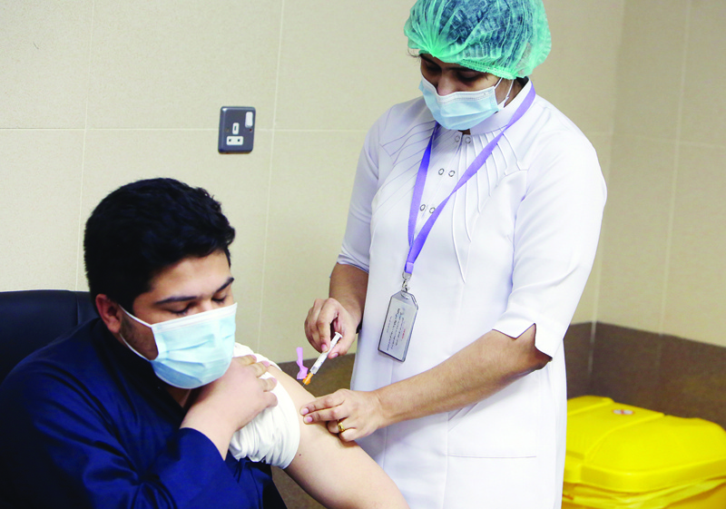 Kuwait to receive 7th Pfizer vaccine batch next week