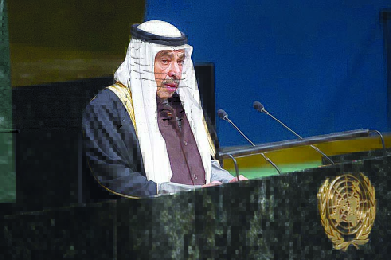 Kuwaiti poet Abdulaziz Al-Babtain