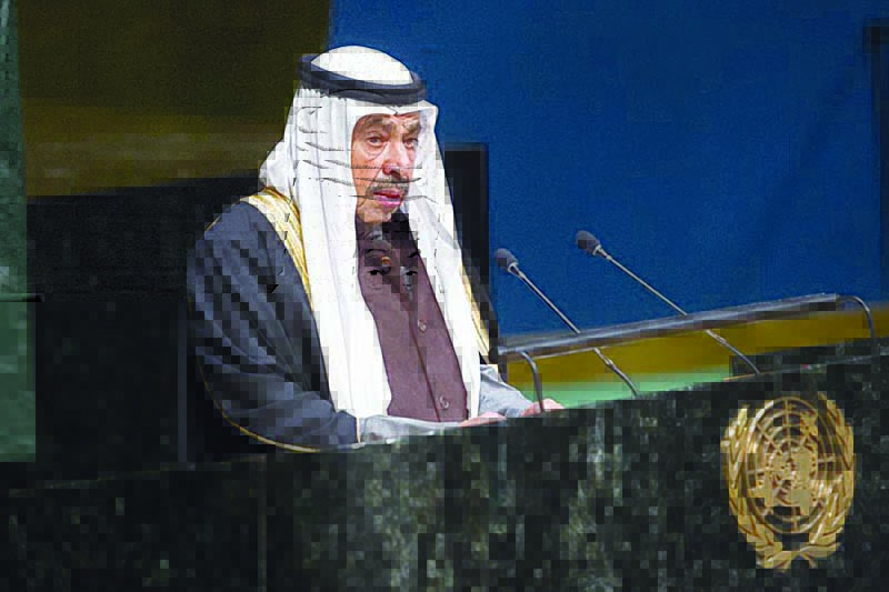 Kuwaiti poet Abdulaziz Al-Babtain