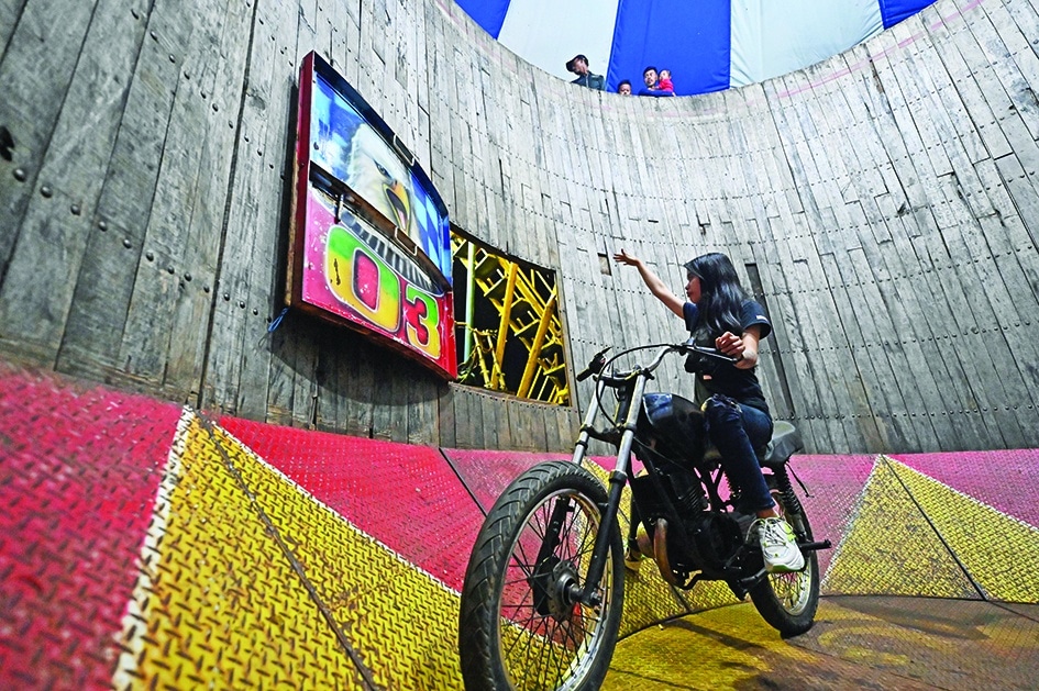 Daredevil Karmila Purba, a rider of the