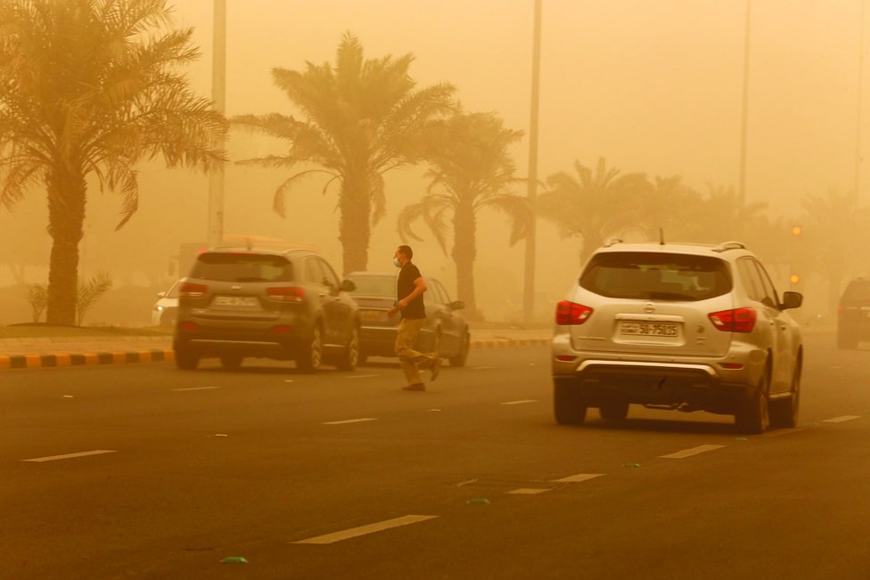 Dust storm blinds Kuwait