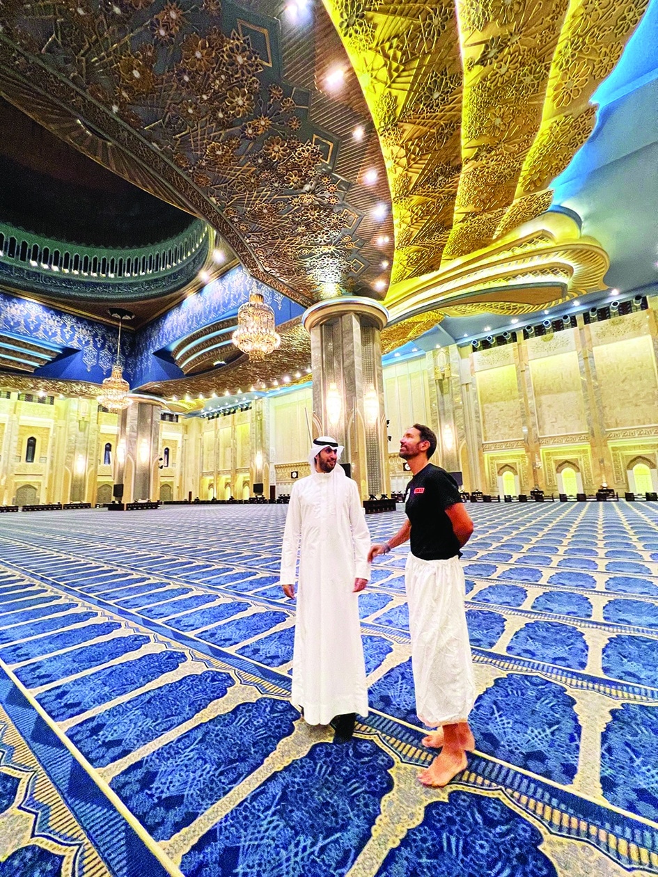Ilario Lavarra visits Kuwait's Grand Mosque.