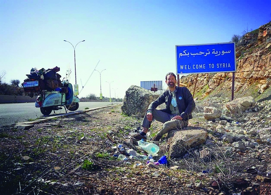 Italian adventurer Lavarra makes Kuwait stop in Vespa world tour