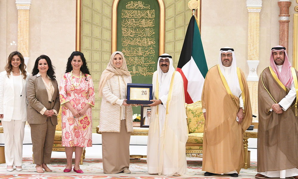 Kuwait Amir represented by Crown Prince sponsors informatics award