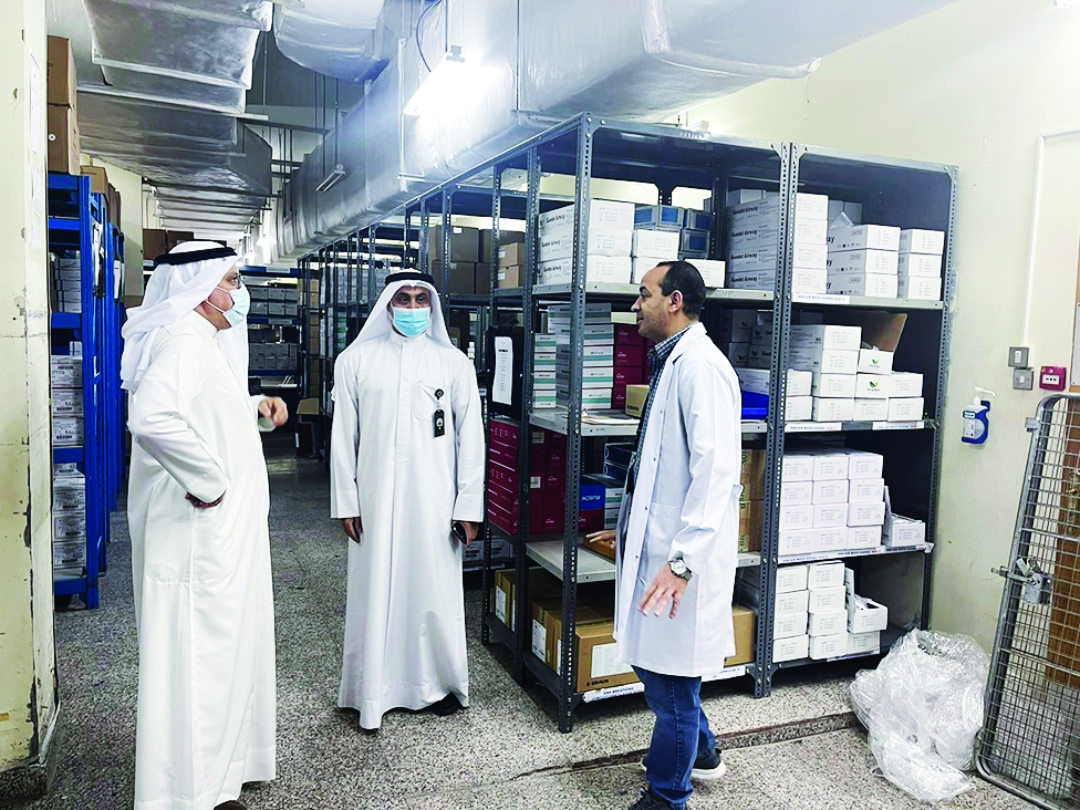 Health Minister inspects Mubarak Al-Kabeer Hospital