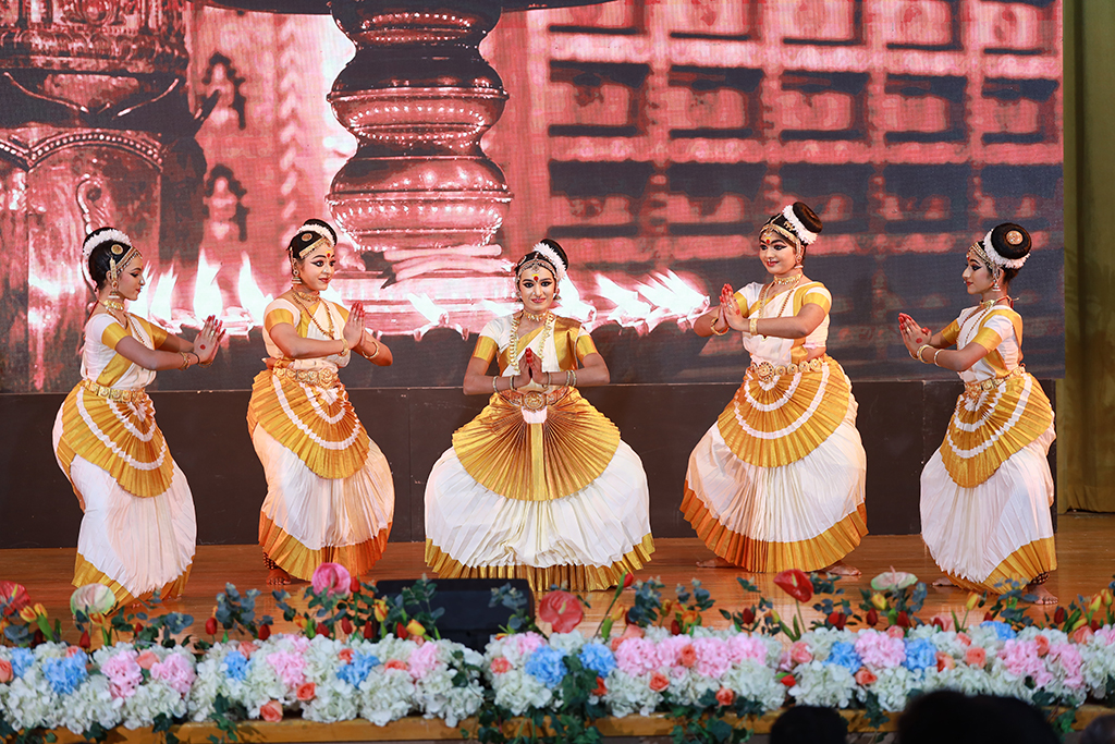 Mohiniyattam dance