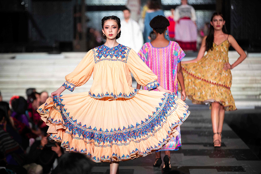 Mexico weaves fashion policy to help Indigenous communities