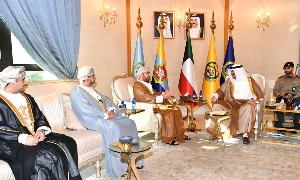 Defense Minister Sheikh Abdullah Ali Al-Abdullah with the ambassador of Oman