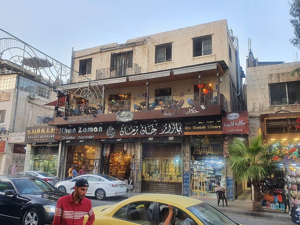 Restaurants and tourist shops in central Amman