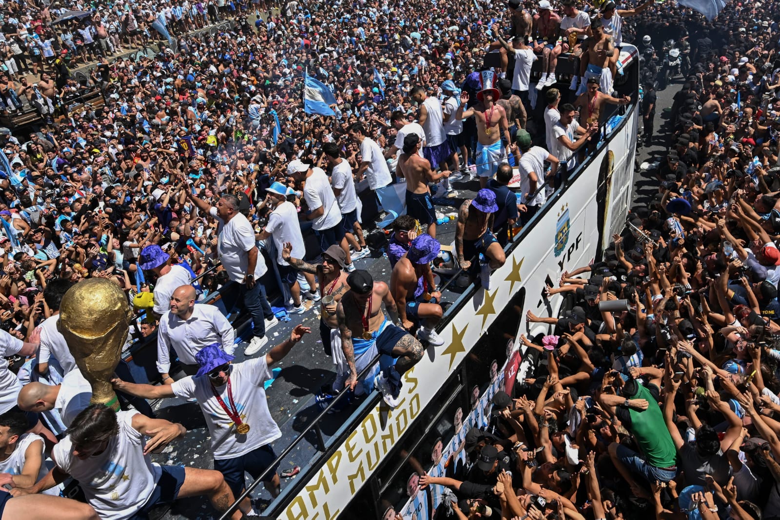 Argentina World Cup winners ditch bus for chopper ride over Buenos Aires