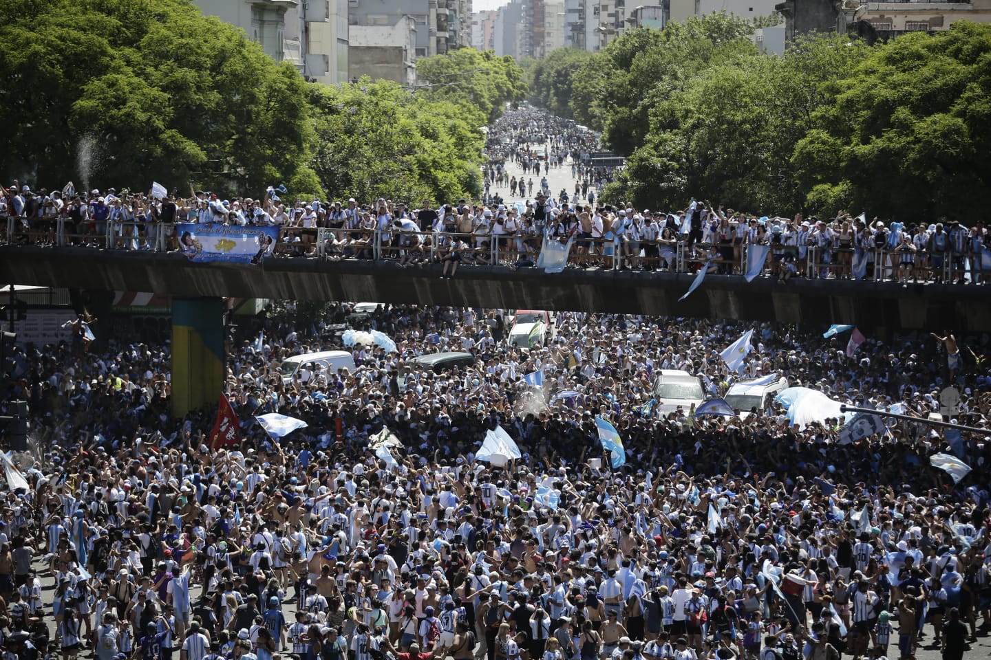 Argentina World Cup winners ditch bus for chopper ride over Buenos Aires