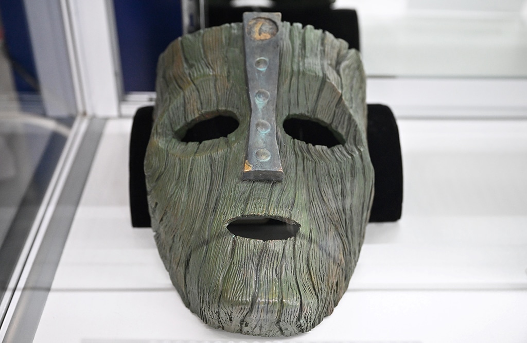BEVERLY HILLS: A mask prop for Jim Carrey's character Stanley Ipkiss from the 1994 film 'The Mask' is displayed at Julien's Auctions in Beverly Hills, California.— AFP