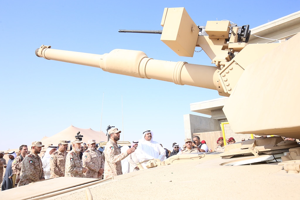 KUWAIT: The Defense Minister takes a look at a M1A2K tank.