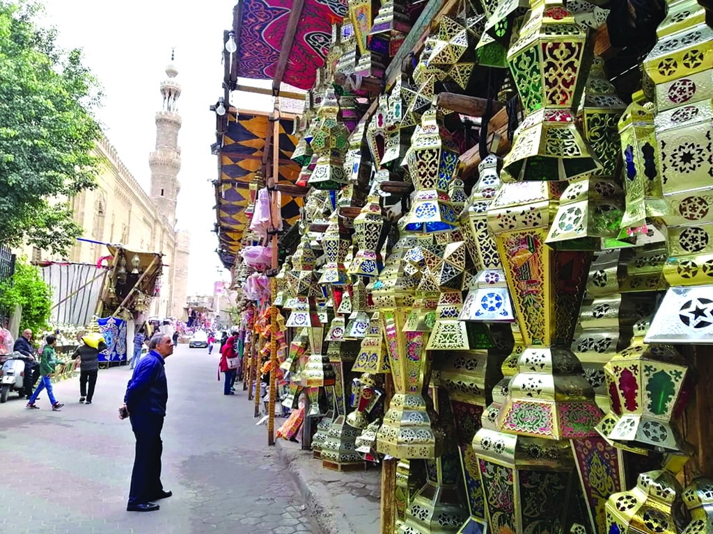 Egyptian markets ready for Ramadan with assortment of products, festivities