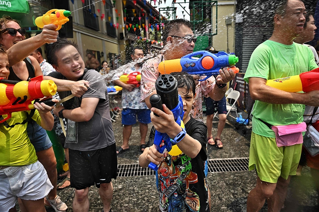 Bangkok revels in first post-pandemic Songkran festival