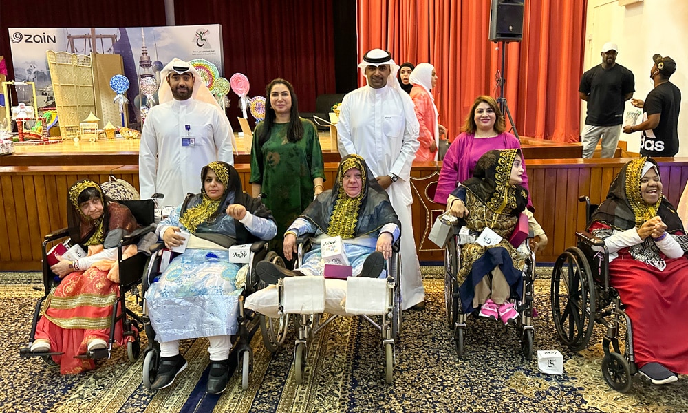 Al Amiri and Zain’s team with Special Needs residents.