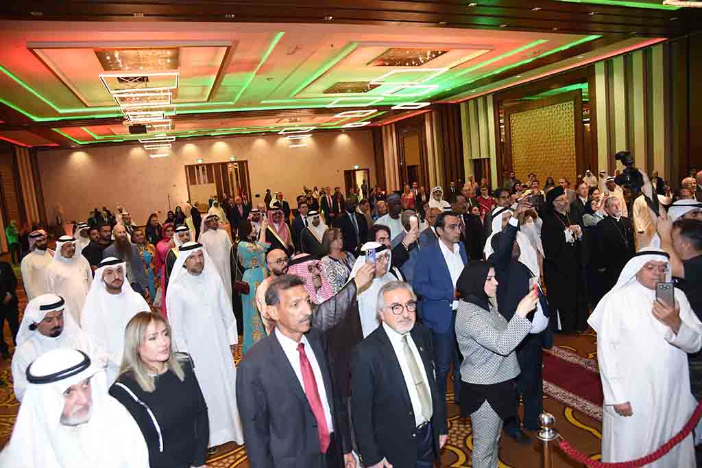 Officials are seen at the reception. — Photos by Yasser Al-Zayyat
